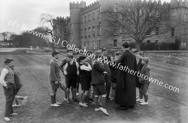 FR DOYLES LIFE : GROUPS ATLIVE CRICKET